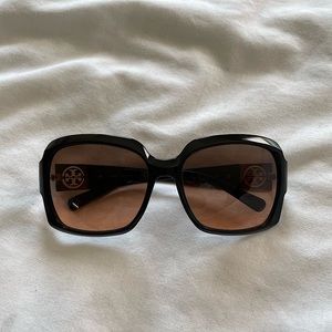 TORY BURCH Sunglasses | luxury | authentic